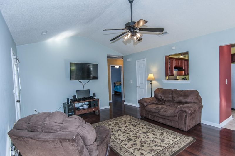 144 Trickle Dr, Summerville, SC 29483