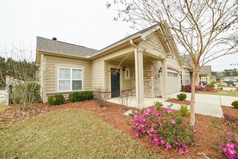 278 Village Stone Cir, Summerville, SC 29483