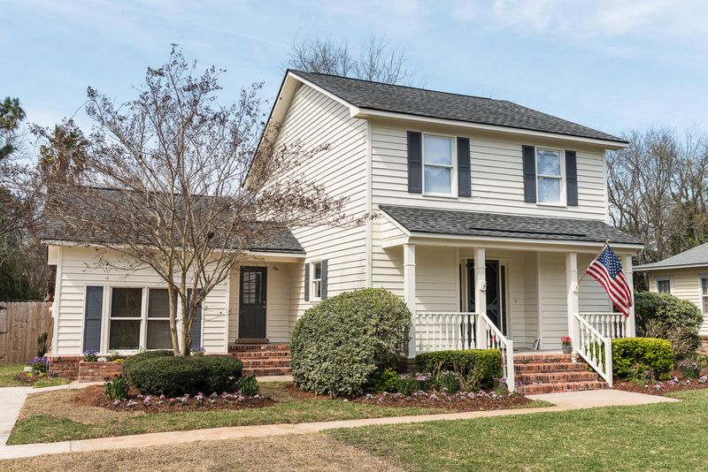 510 London Bridge Rd, Mount Pleasant, SC 29464