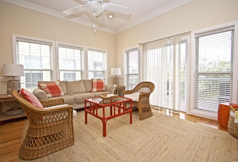 101 W 2nd St, Folly Beach, SC 29439