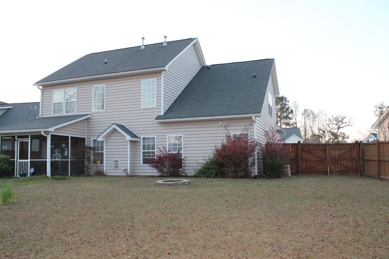 5204 Mulholland Dr, Summerville, SC 29485
