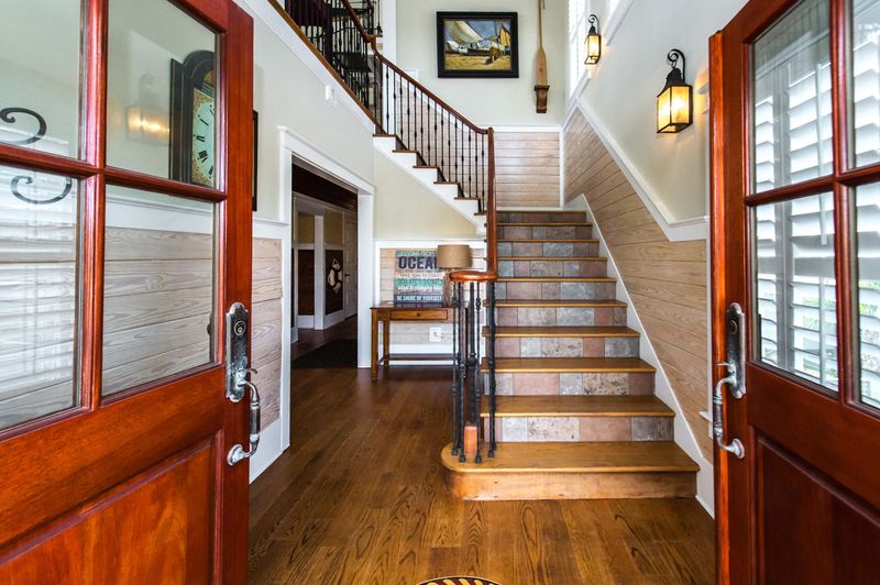 17 6th Ave, Isle Of Palms, SC 29451