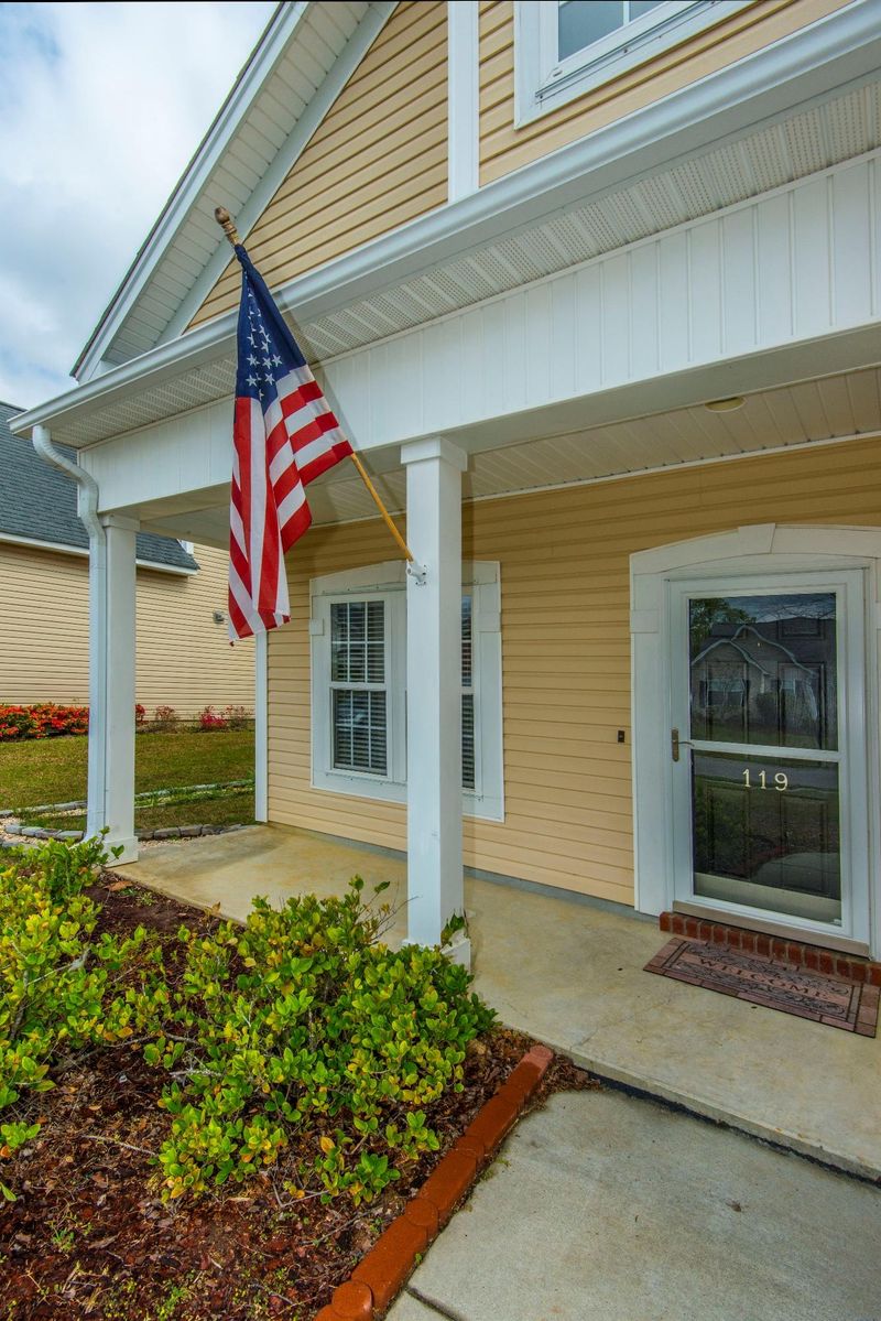 119 Valentin Dr, Summerville, SC 29483