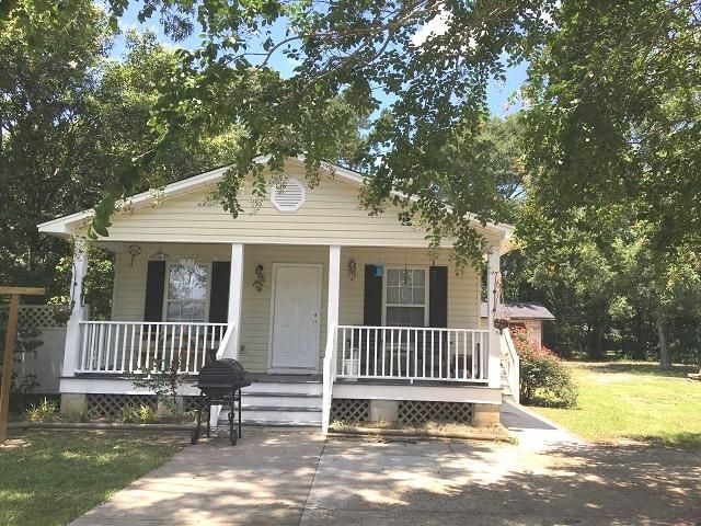 213 215 Palmetto St, Moncks Corner, SC 29461