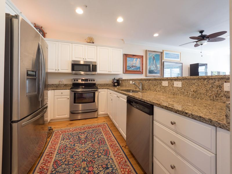 1901 Hopeman Ln, Mount Pleasant, SC 29466