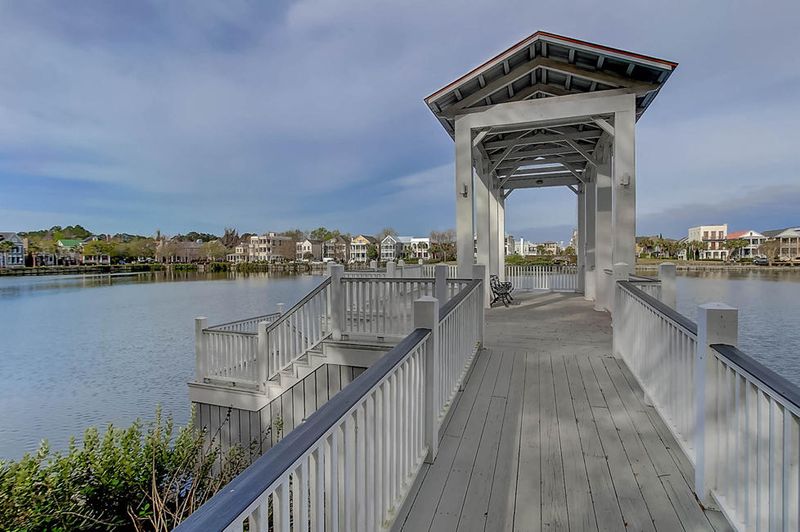 11 Boathouse Close, Mount Pleasant, SC 29464