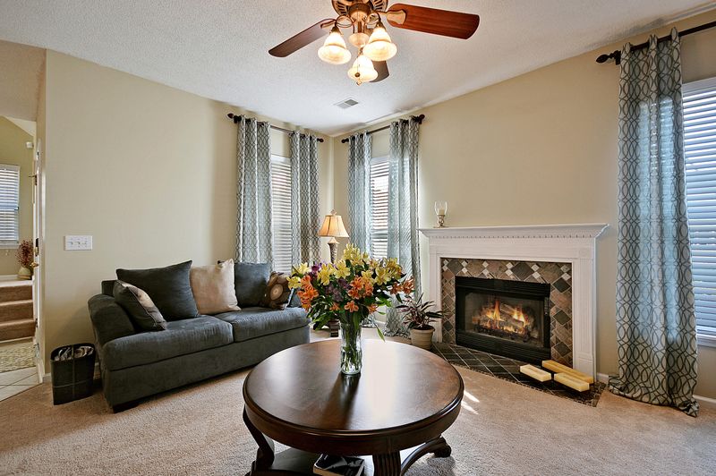 77 Creekside Dr, Summerville, SC 29485