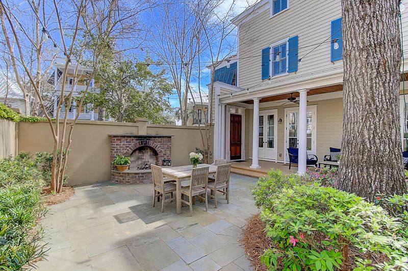 23 Fairhope Rd, Mount Pleasant, SC 29464