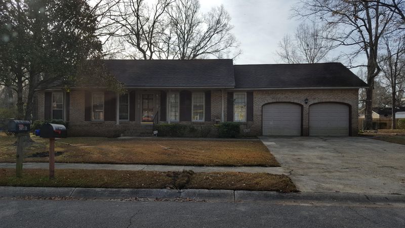 2843 Glouster St, North Charleston, SC 29420