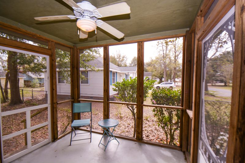 4718 Marlboro Rd, North Charleston, SC 29405