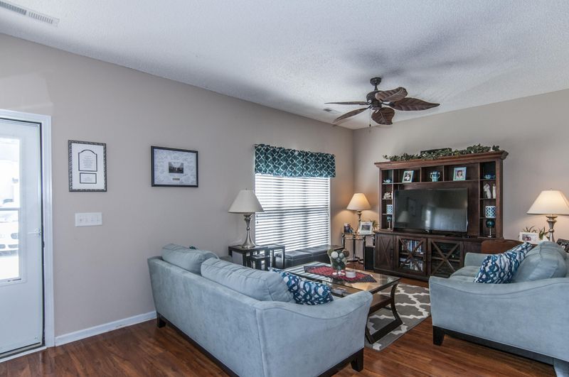 129 Broad River Dr, Summerville, SC 29485