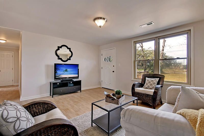 1823 Old Parsonage Rd, Charleston, SC 29414