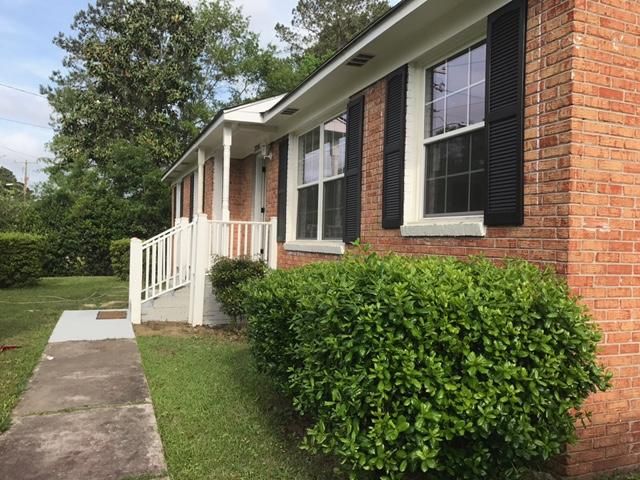 3285 Stonehaven Dr, North Charleston, SC 29420