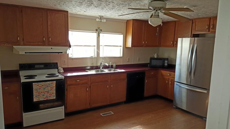 174 Fox Run Rd, Saint George, SC 29477