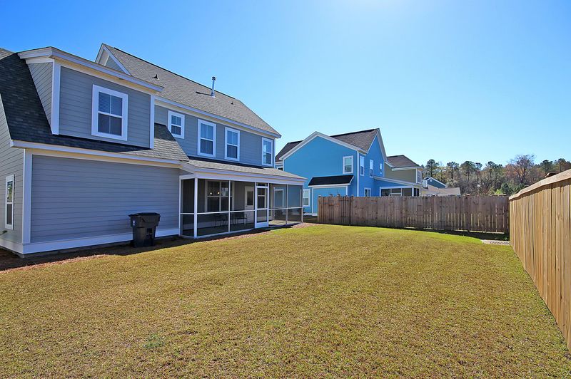 303 Indigo Planters Ln, Charleston, SC 29492