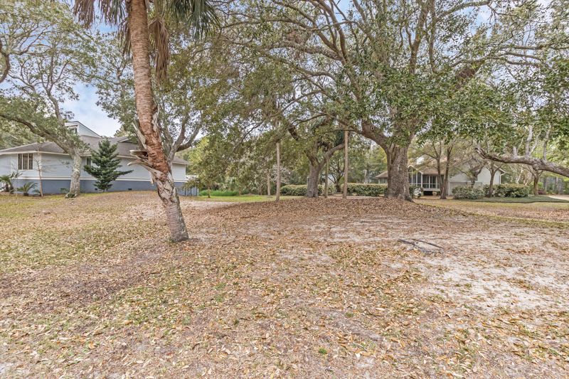 39 Fairway Oaks Ln, Isle Of Palms, SC 29451