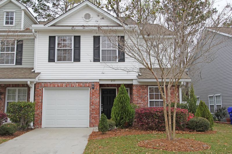253 Larissa Dr, Charleston, SC 29414