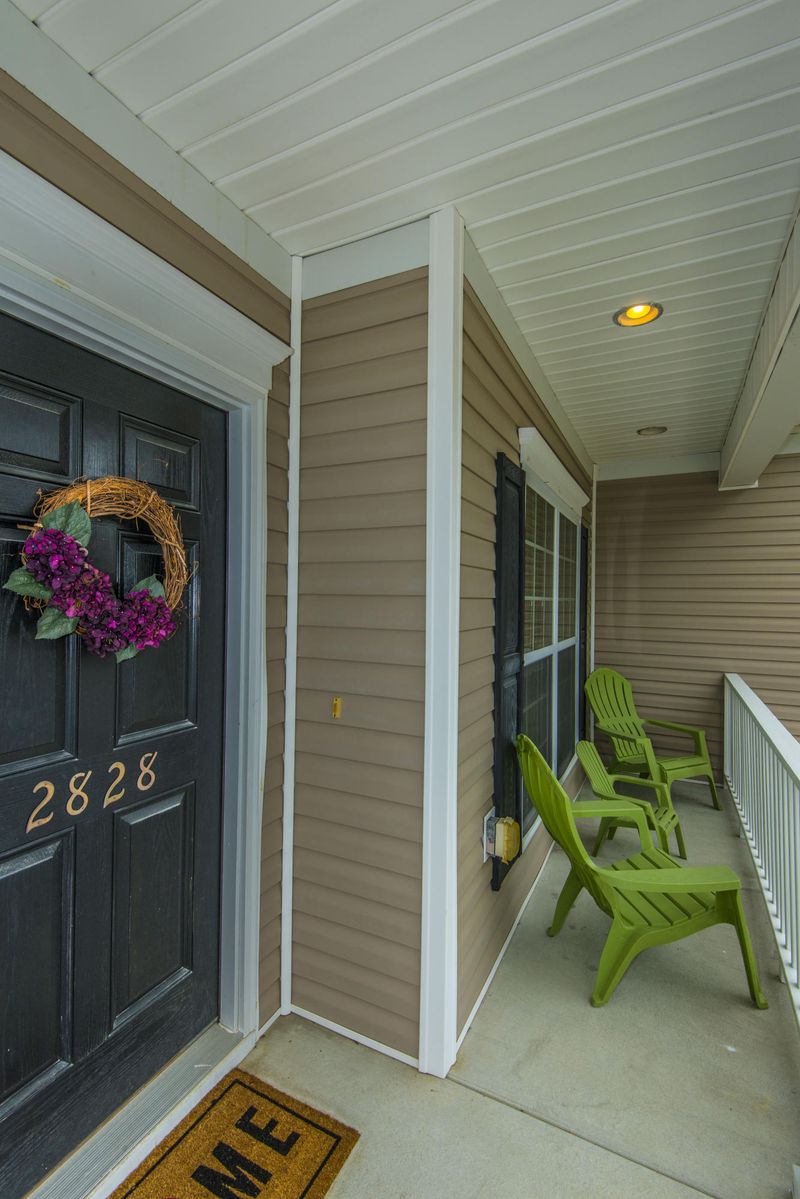 2828 Pyracantha Ct, Mount Pleasant, SC 29466