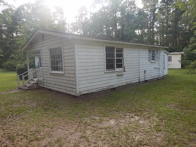 9654 Randall Rd, Mcclellanville, SC 29458