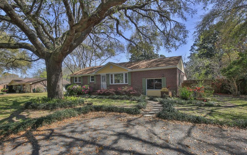 1303 Fort Lamar Rd, Charleston, SC 29412