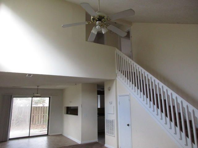 2150 Spoleto Ln #E, North Charleston, SC 29406