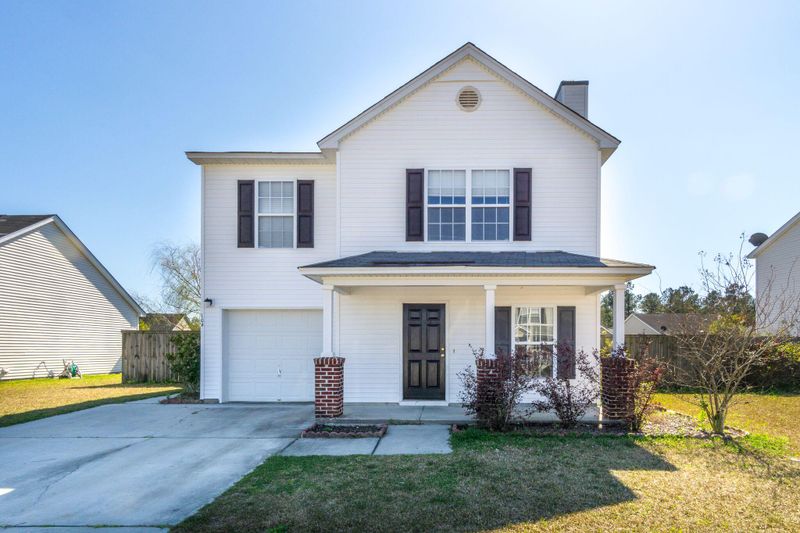 104 Donovan Ct, Summerville, SC 29483