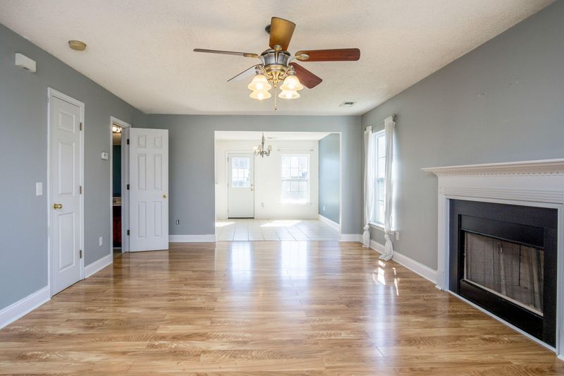 104 Donovan Ct, Summerville, SC 29483