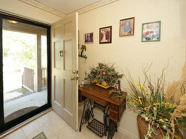 95 Nightingale, North Charleston, SC 29418