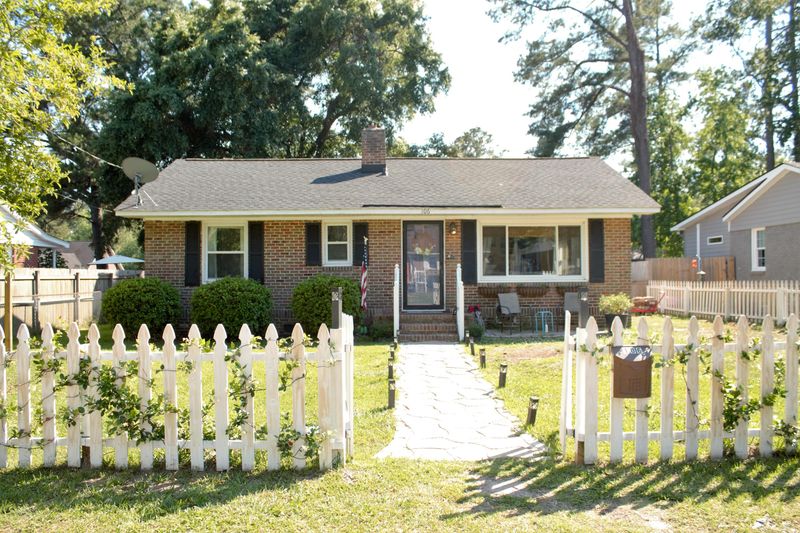 106 Parniece St, Summerville, SC 29483