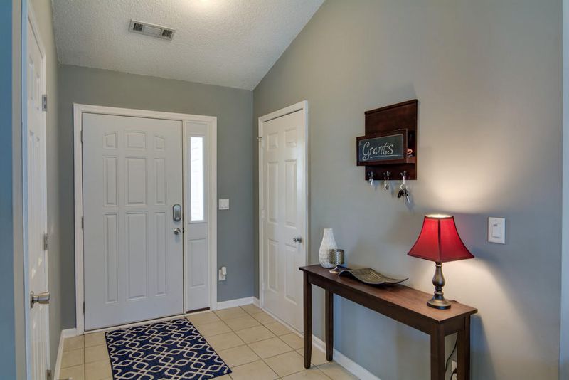 312 Hamlet Rd, Summerville, SC 29485