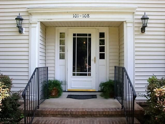 107 Woodlake Dr, Summerville, SC 29485