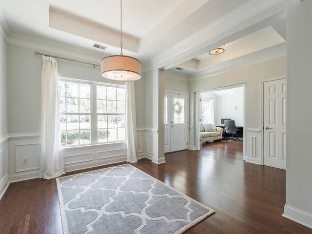588 Oak Park Dr, Mount Pleasant, SC 29464
