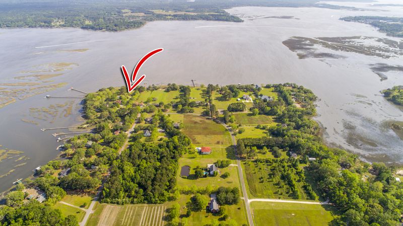 4611 Westervelt Rd, Meggett, SC 29449