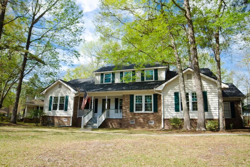 114 Queensbury Cir, Goose Creek, SC 29445