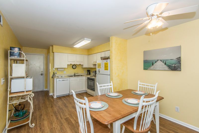 1400 Ocean Blvd #303 A, Isle Of Palms, SC 29451