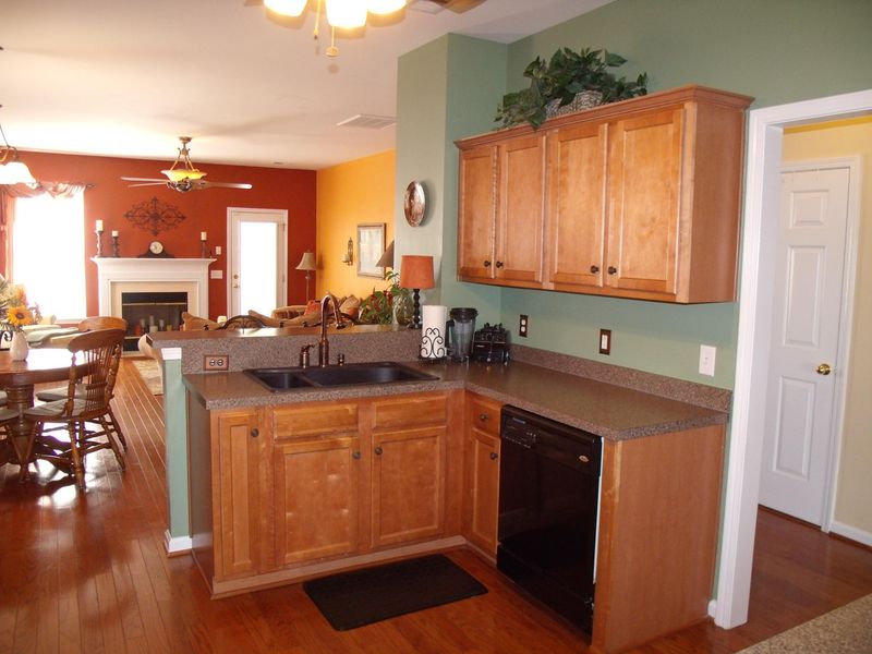539 Delafield Dr, Summerville, SC 29483