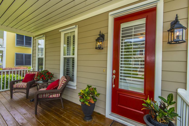 1436 Clancy Rd, Mount Pleasant, SC 29466