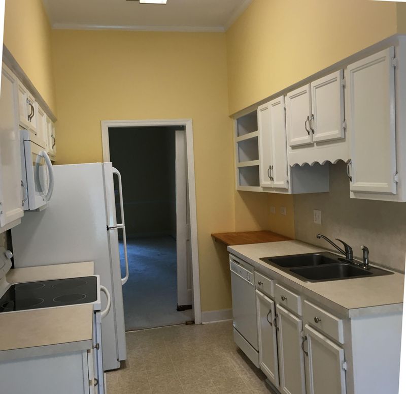 202 Woodlake Dr, Summerville, SC 29485