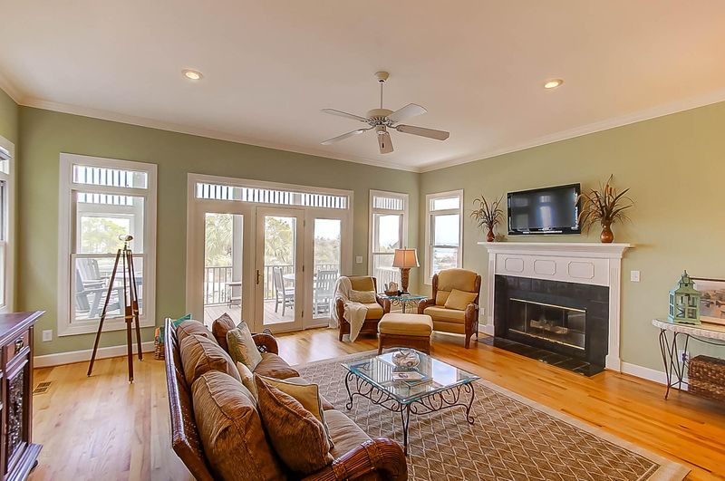 32 Ocean Point Dr, Isle Of Palms, SC 29451