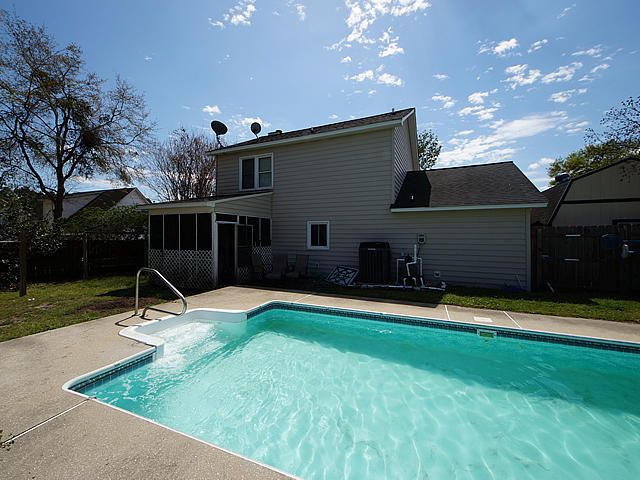 106 Carrie Ln, Summerville, SC 29483