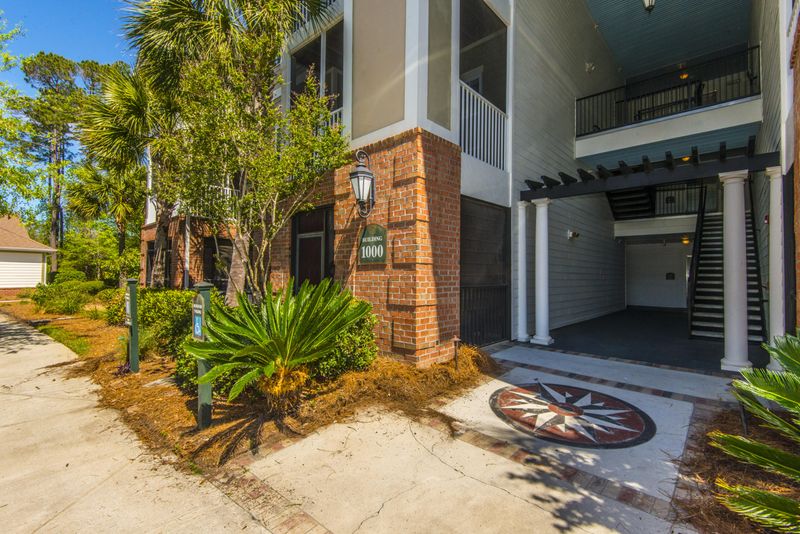 1021 Basildon Rd, Mount Pleasant, SC 29466