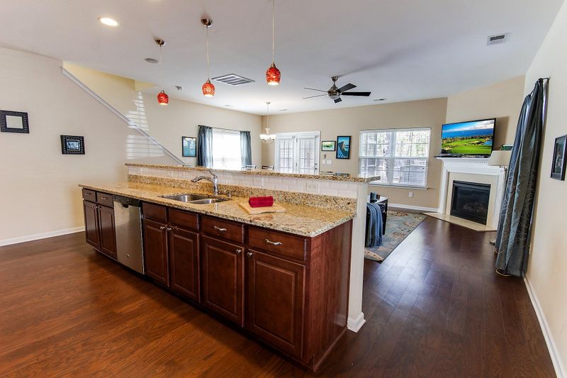 1827 Towne St, Johns Island, SC 29455