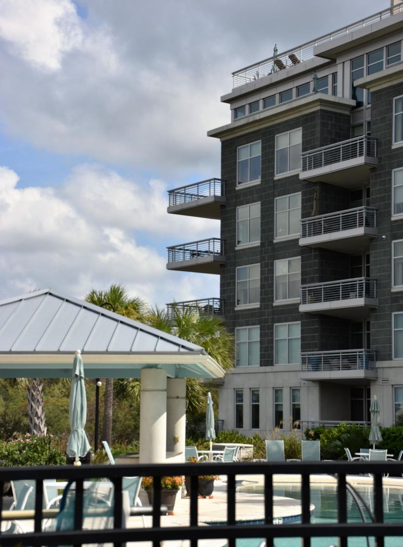 349 Cooper River Dr, Mount Pleasant, SC 29464