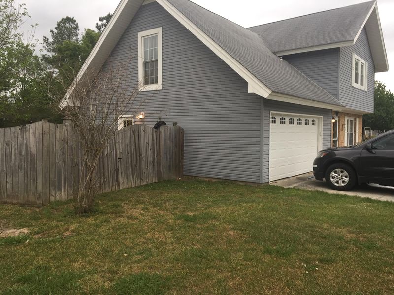 111 Coral Reef Dr, Goose Creek, SC 29445
