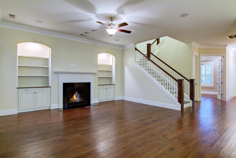 1531 Wando View St, Daniel Island, SC 29492