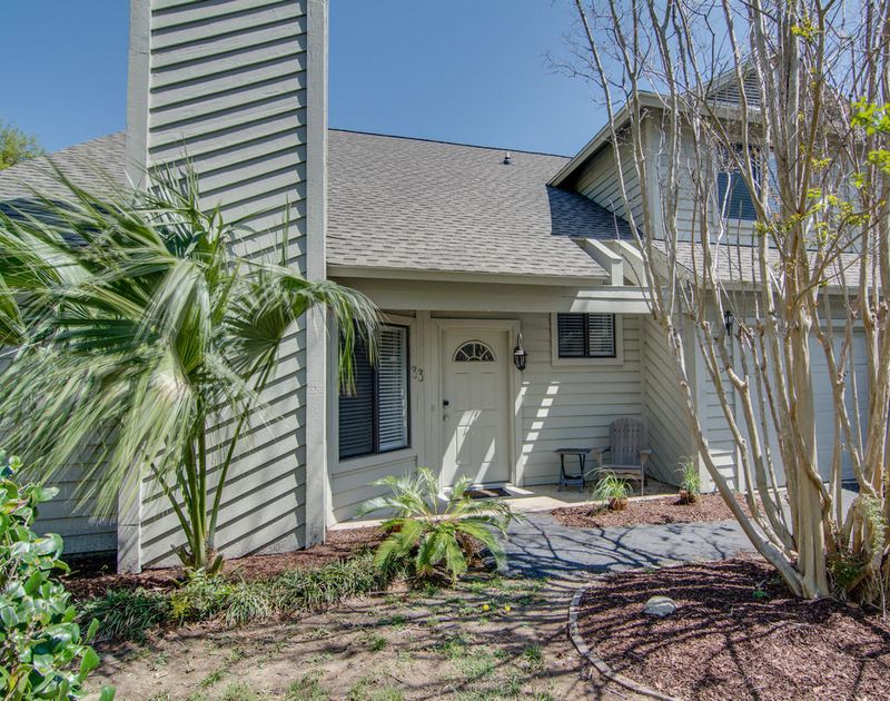 33 Maplecrest Dr, Charleston, SC 29412