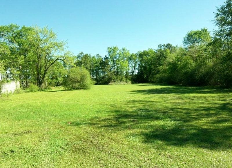 228 W Main St, Harleyville, SC 29448