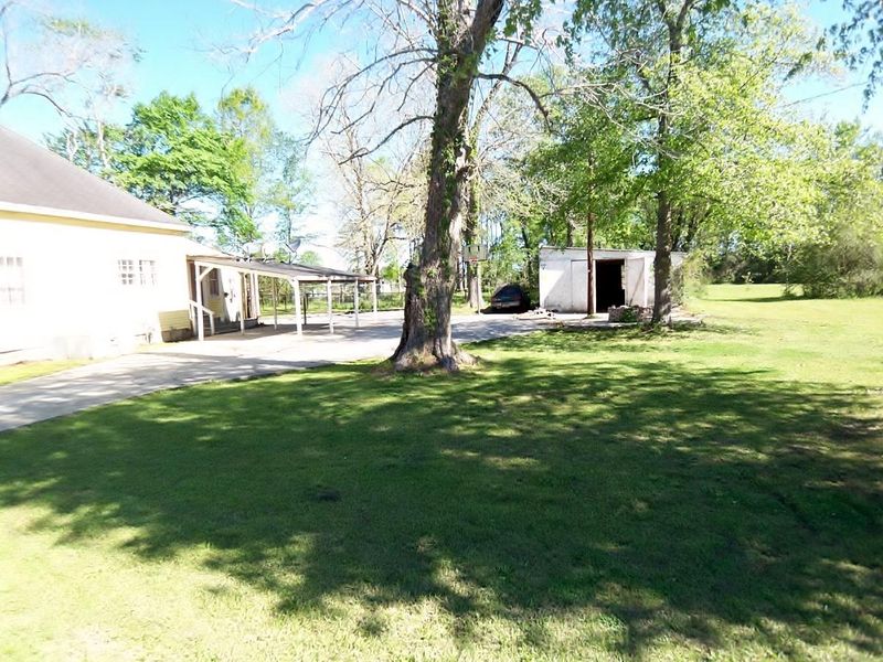 228 W Main St, Harleyville, SC 29448