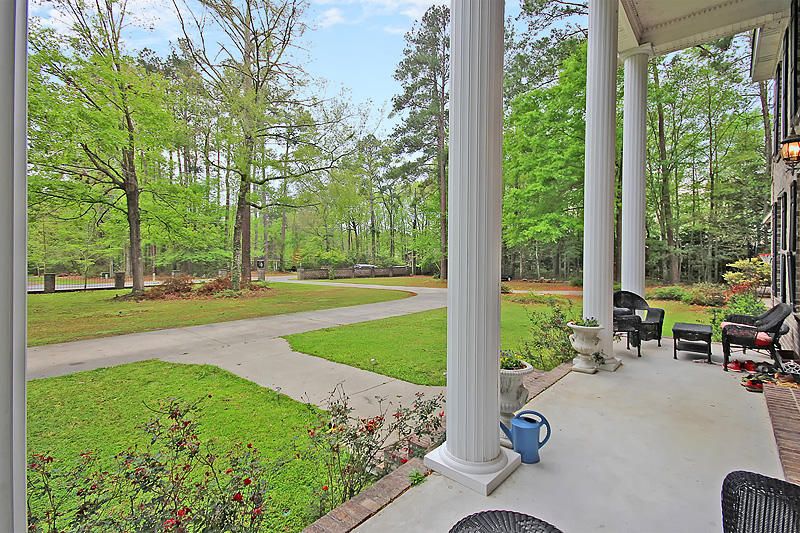 2123 Hummingbird Ln, Summerville, SC 29483