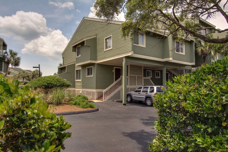 3 Mariners Walk #A, Isle Of Palms, SC 29451